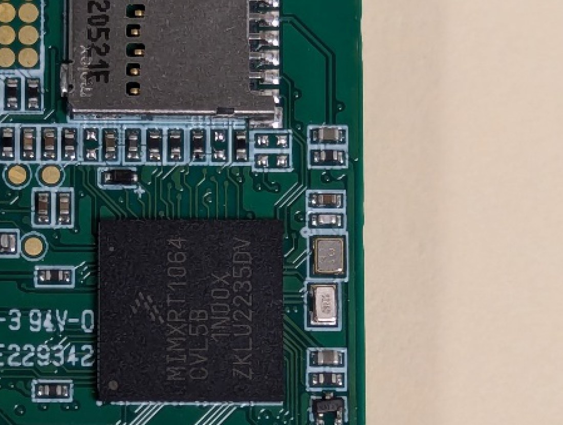 STATSports APX400 internal FCC photo showing the NXP i.MX RT1064 Cortex-M7 processor